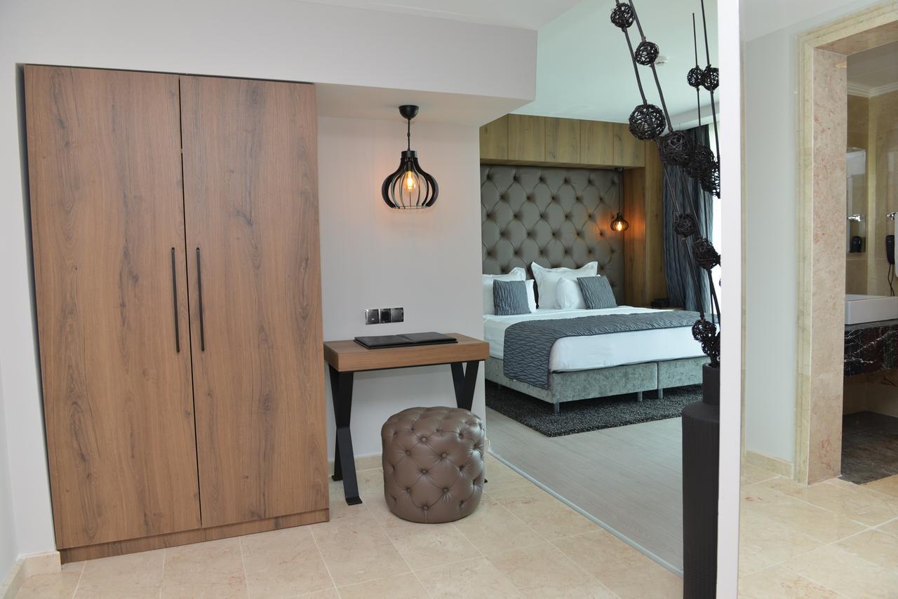 Hotel Yalova Lova & Yalova